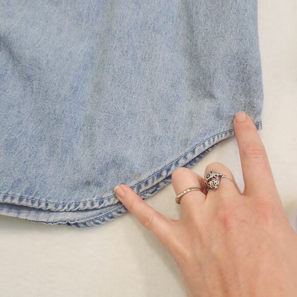 Vintage Christmas Denim Shirt Embroidered Redbirds Cardinals Long Sleeve Jean XL - Picture 9 of 15